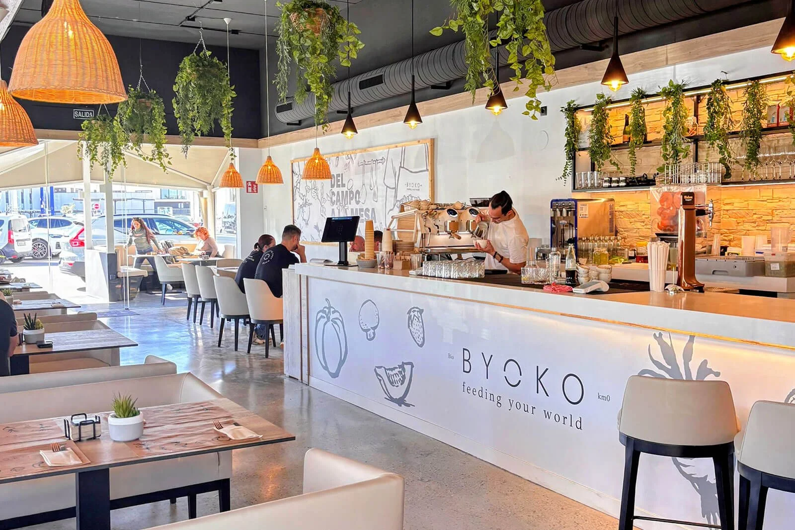 byoko-restaurant-organic-food-restaurants-la-zenia-03.jpg