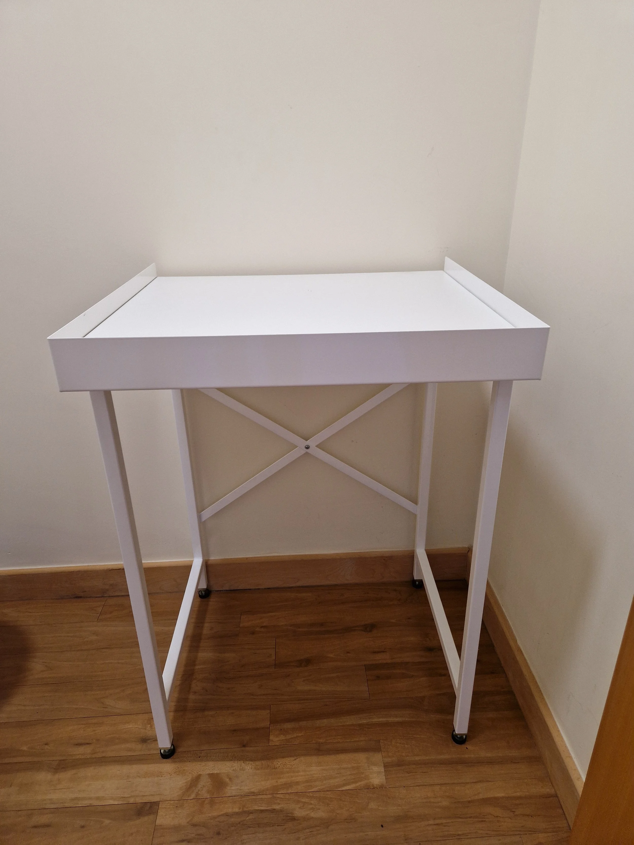 Norvic Appliance Stand in White