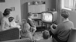 Empiezan las emisiones regulares en TVE