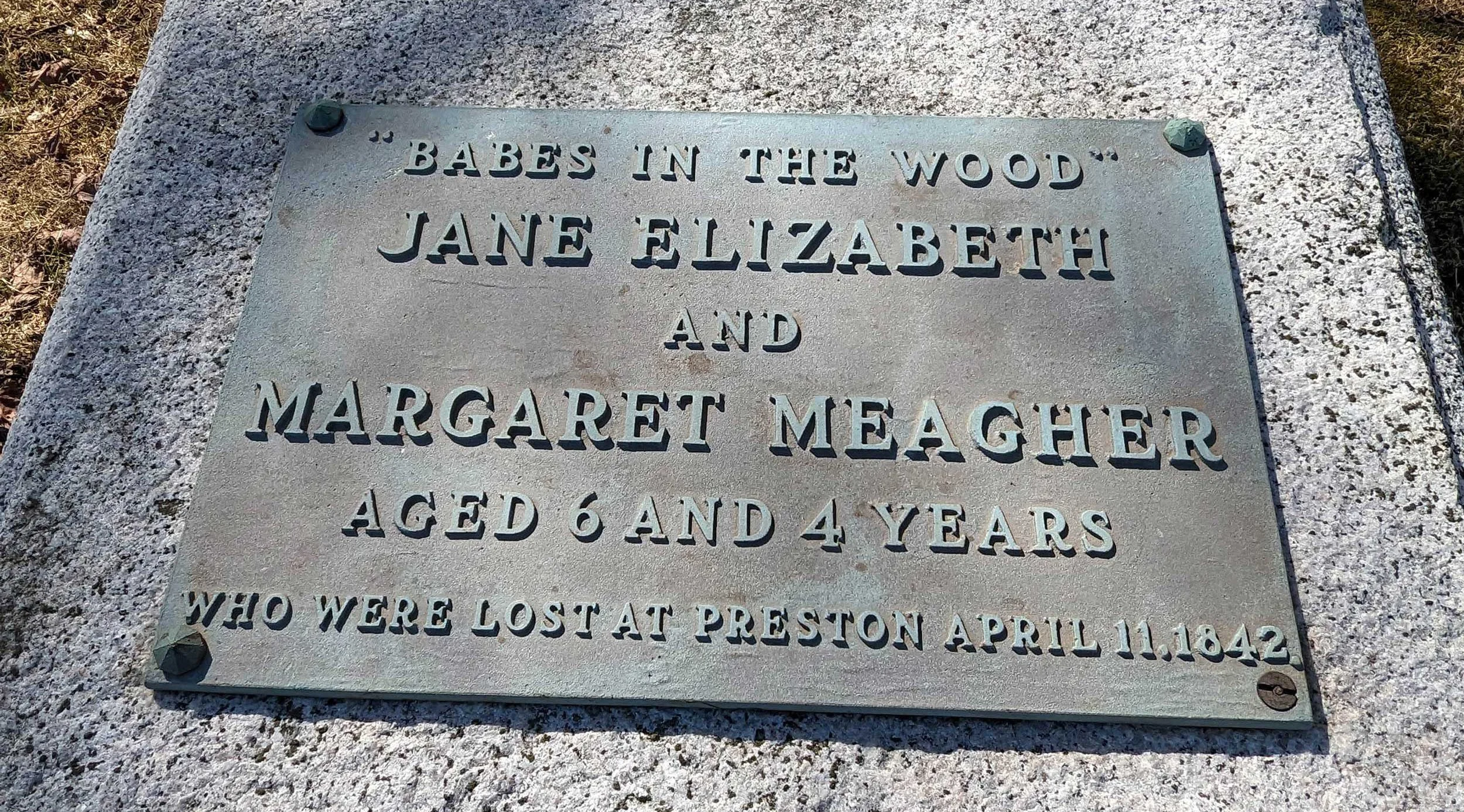 Babes in the Woods: Two sisters lost in 1842