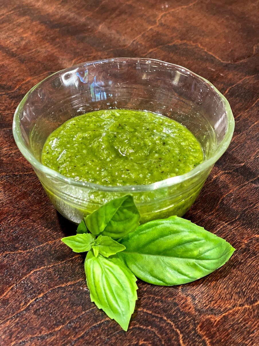 Quick Classic Basil Pesto