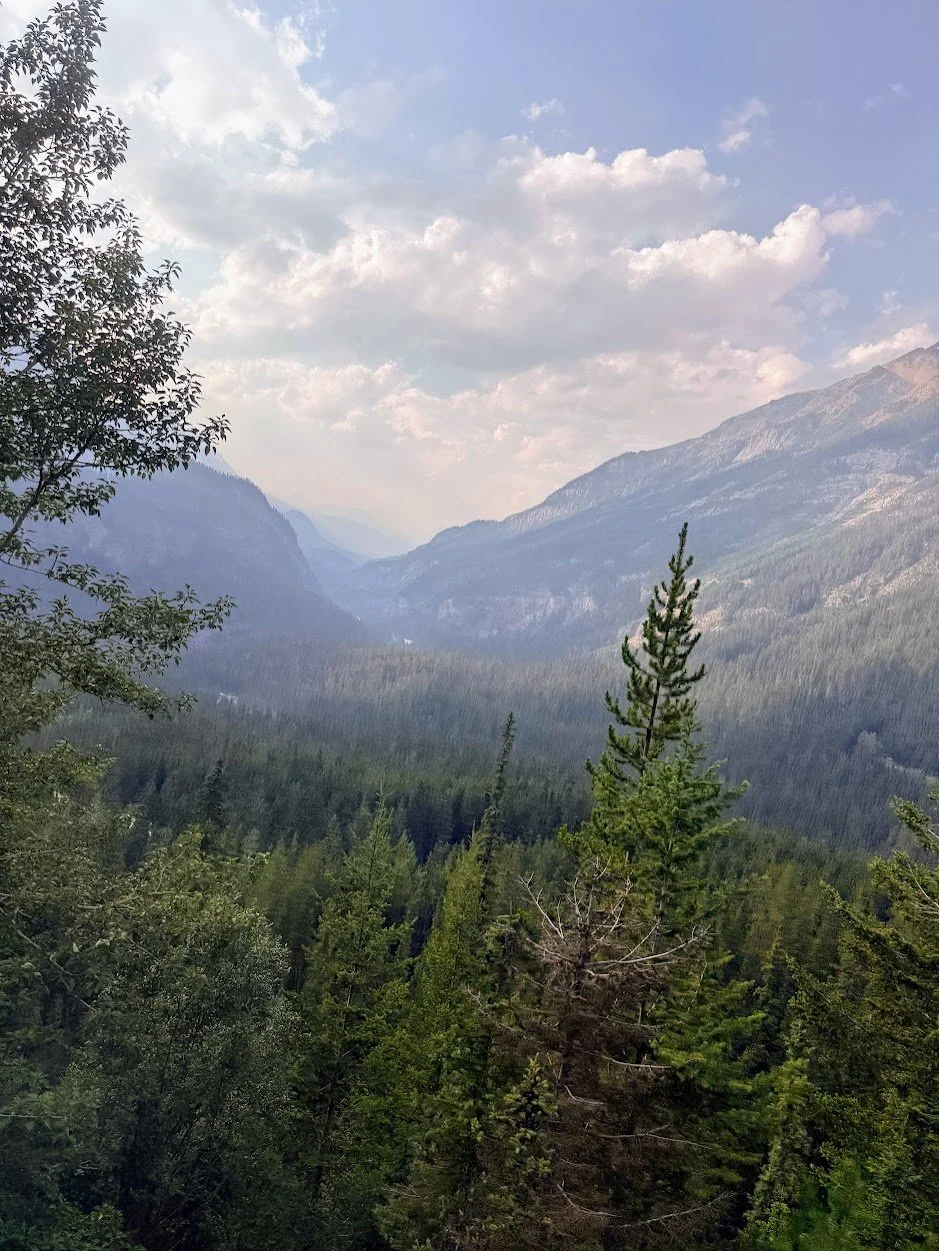 Rocky Mountaineer Above Sprial Tunnel.jpg