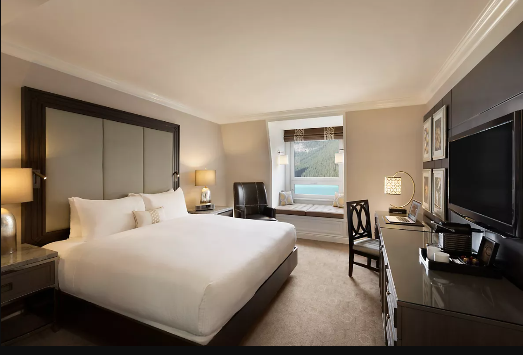 Lake Louise Fairmont CLL Fairmont Gold Room.png