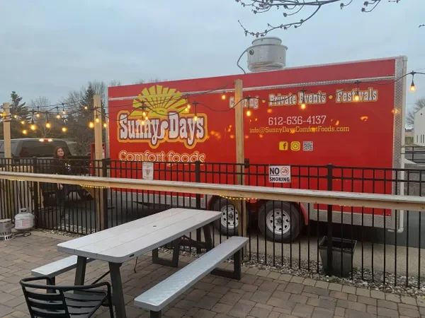 Food Truck: Sunny Days Comfort Foods