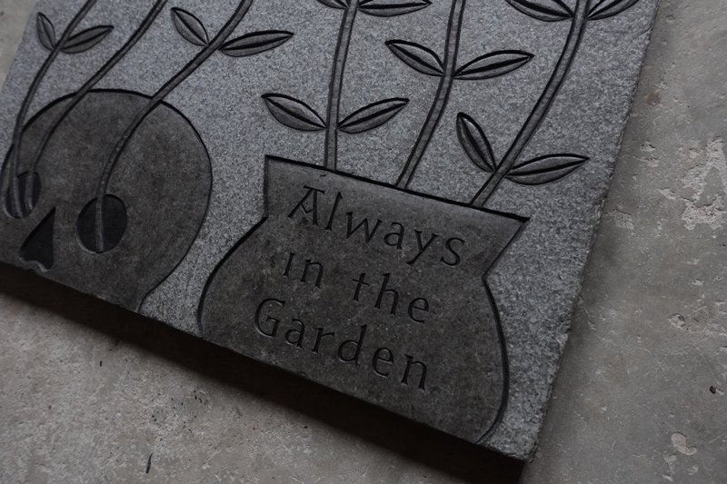 Memorial-Workshop-Always-Garden-Limestone-Stone-Carving-Flowers-Skull-Front-Detail2-WEB.jpg