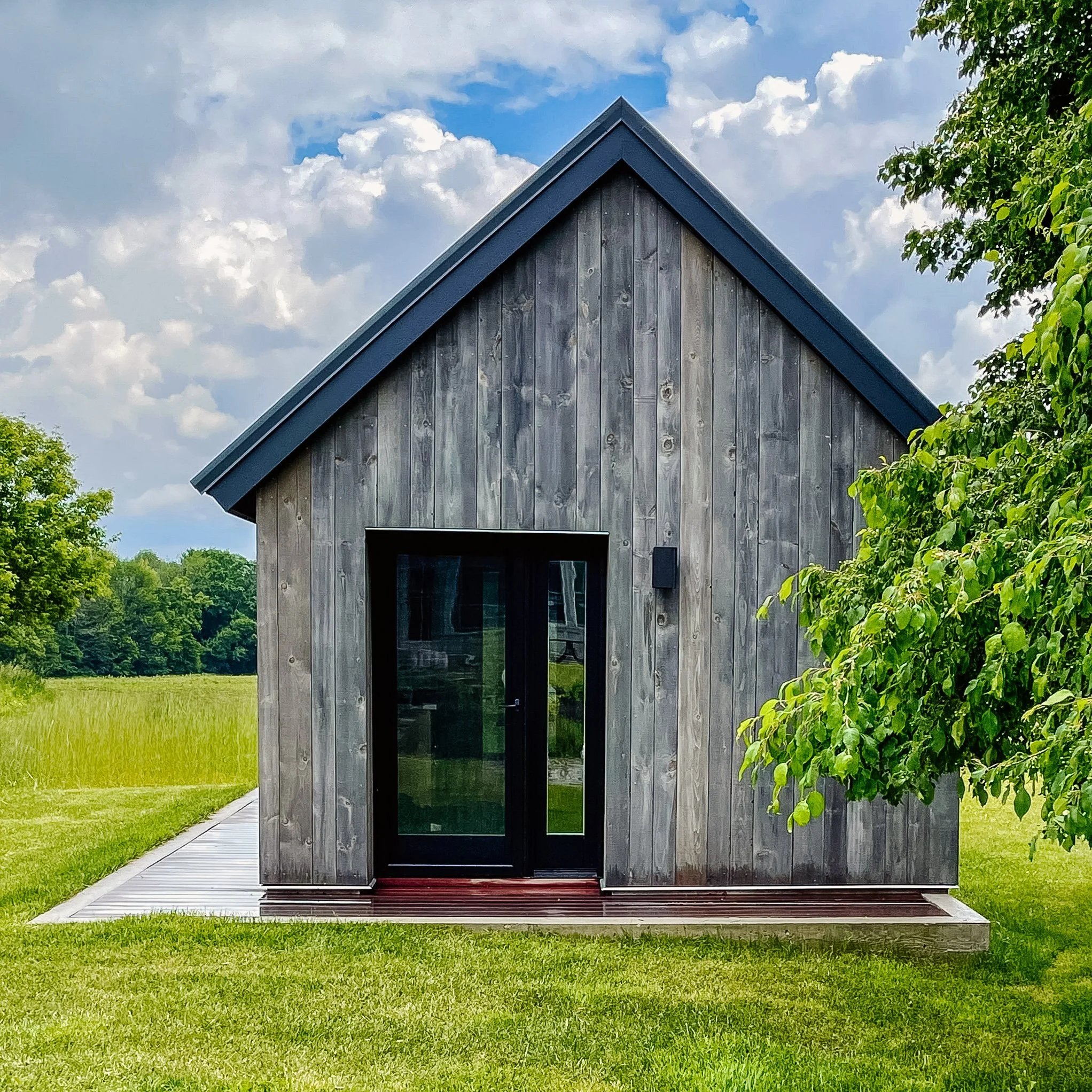 DrumlynEastBarnWestFacade_Aug01_2023-1.jpg