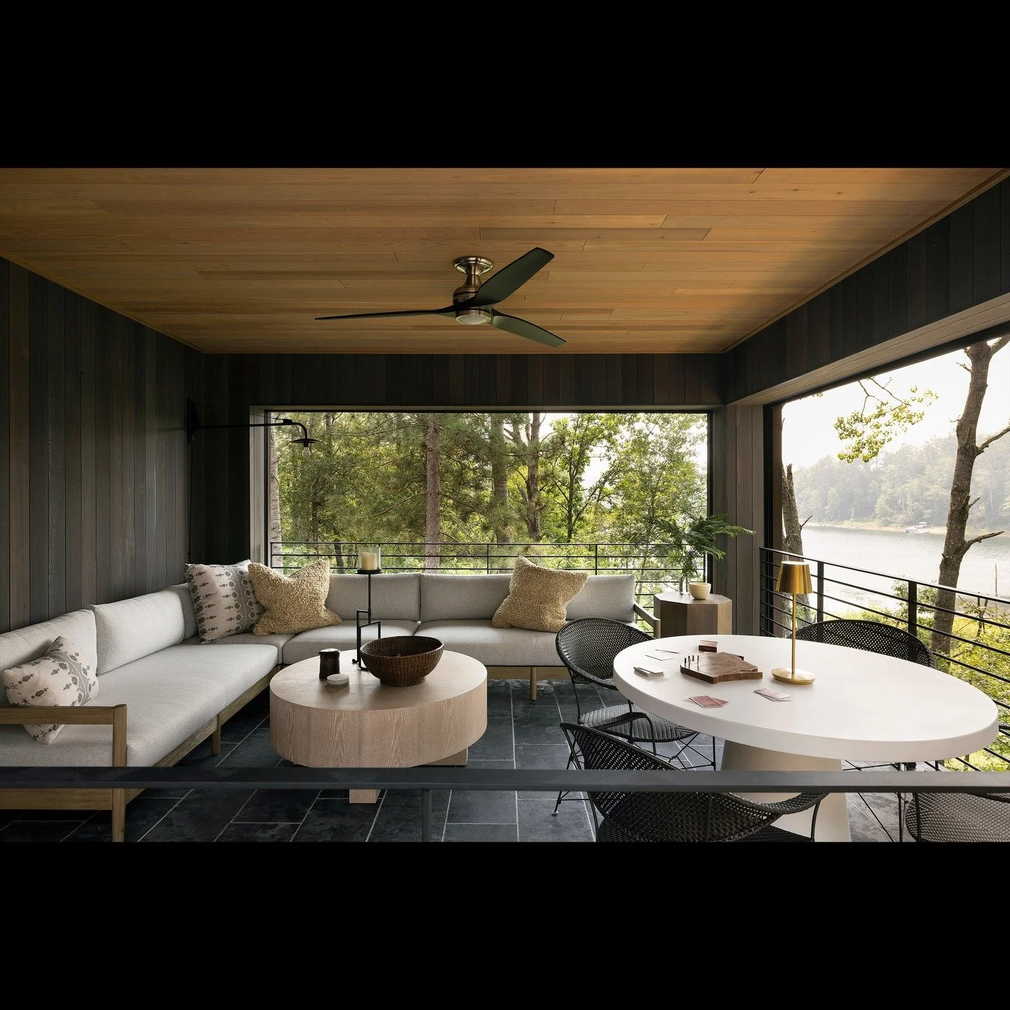 Modern Grey oil on 6&rdquo; tongue &amp; groove western red #cedar

Architecture by @christopherstromarchitects 
Interior Design by @indicia.interior.design 
Built by @rpshomebuilders 
Photography: @spacecrafting_photography 

#cladding #charredwood 