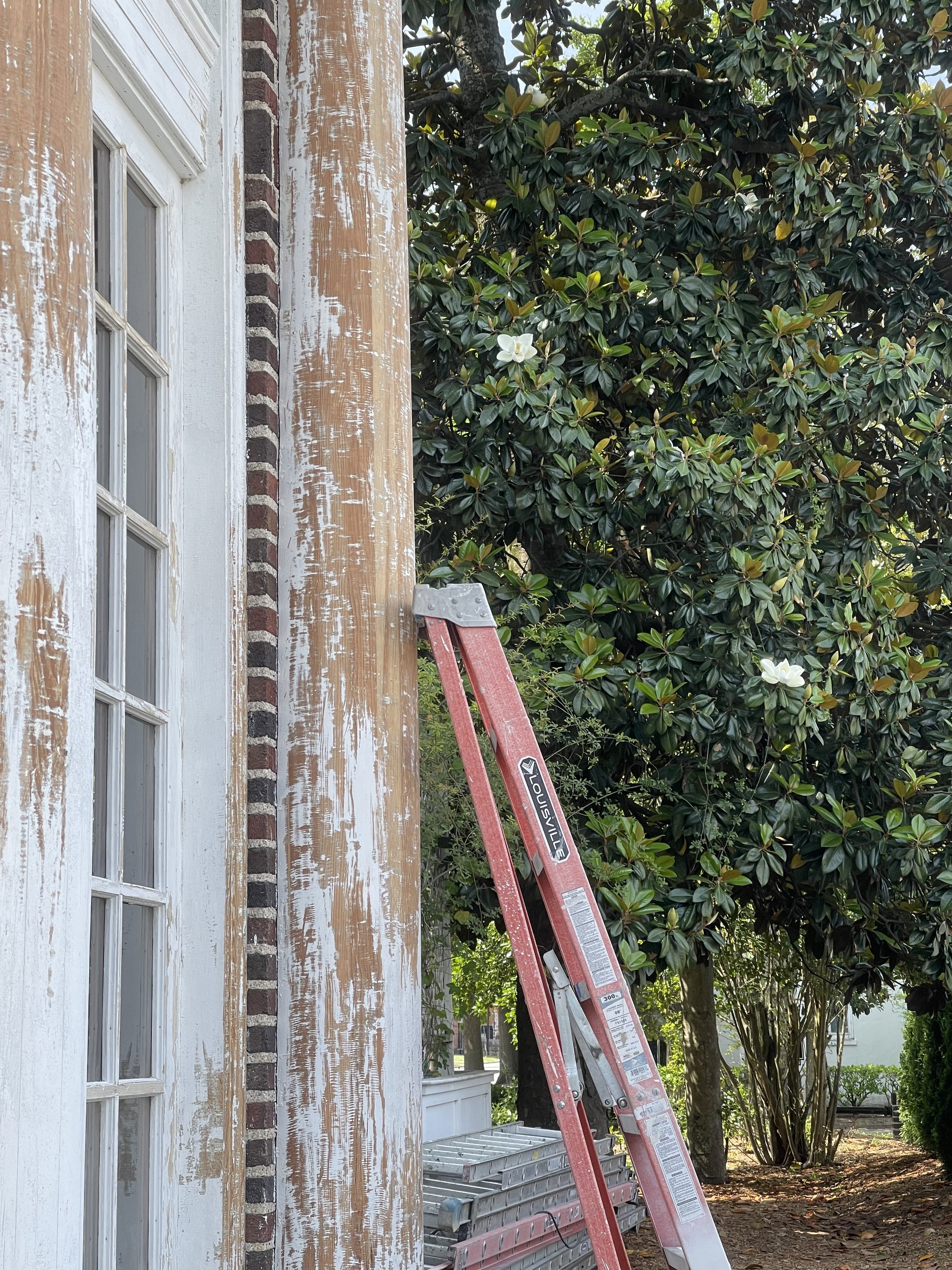 Refinishing paint on columns