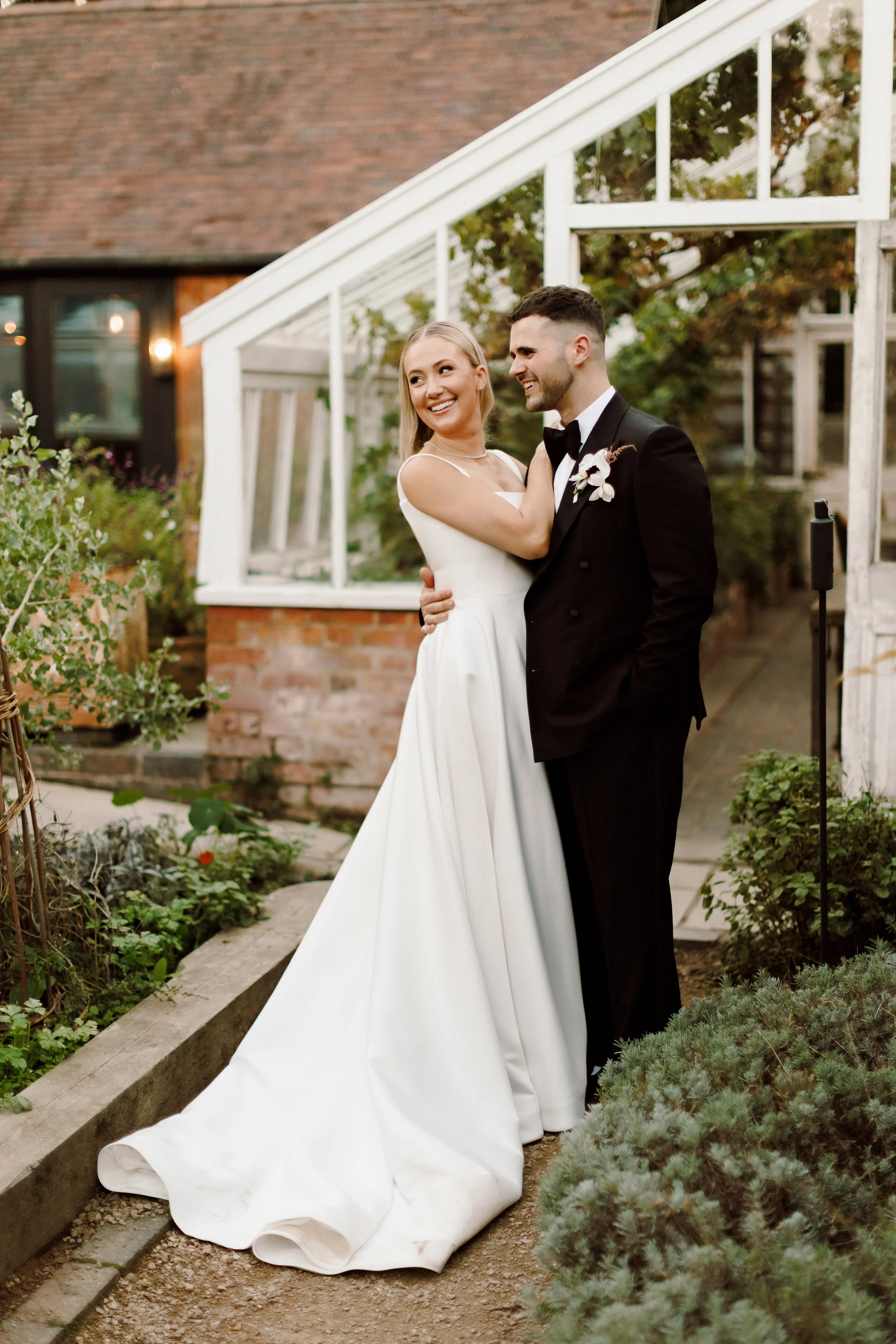 ellie-and-alex-previews0060(small).jpg