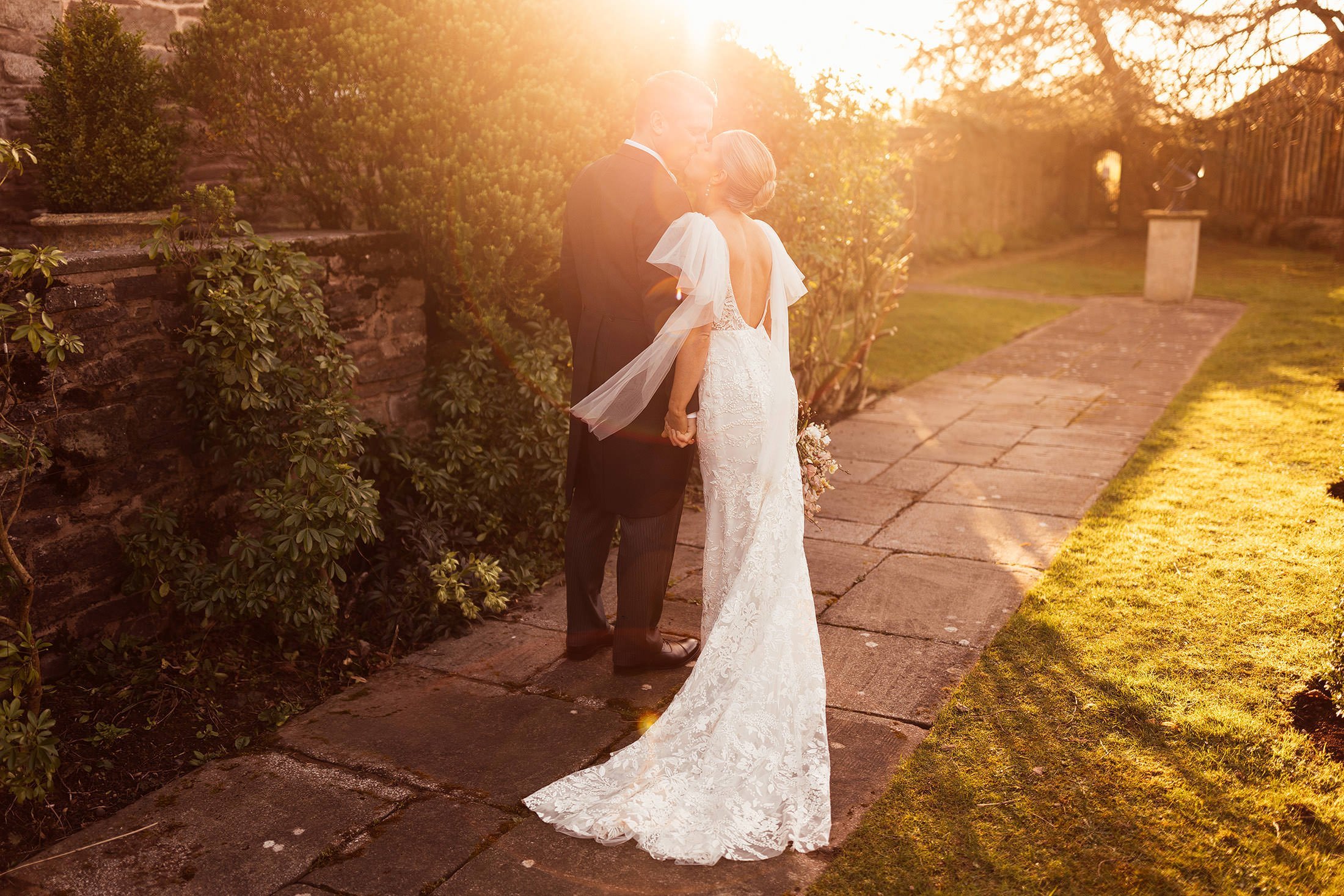 Winter sunset couple photo at dewsall court