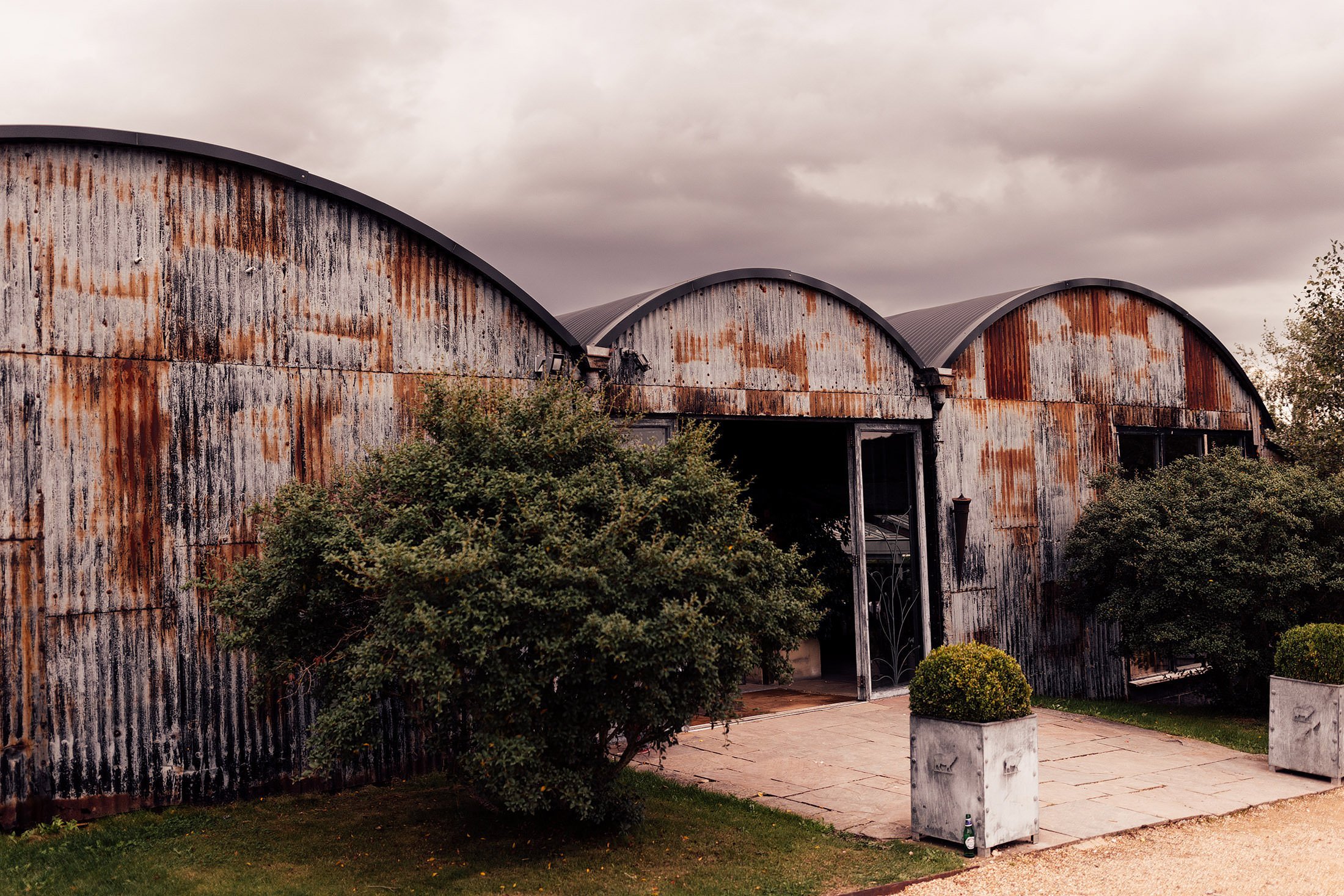 cripps-stone-barn-wedding-photography-0030(Blog).jpg