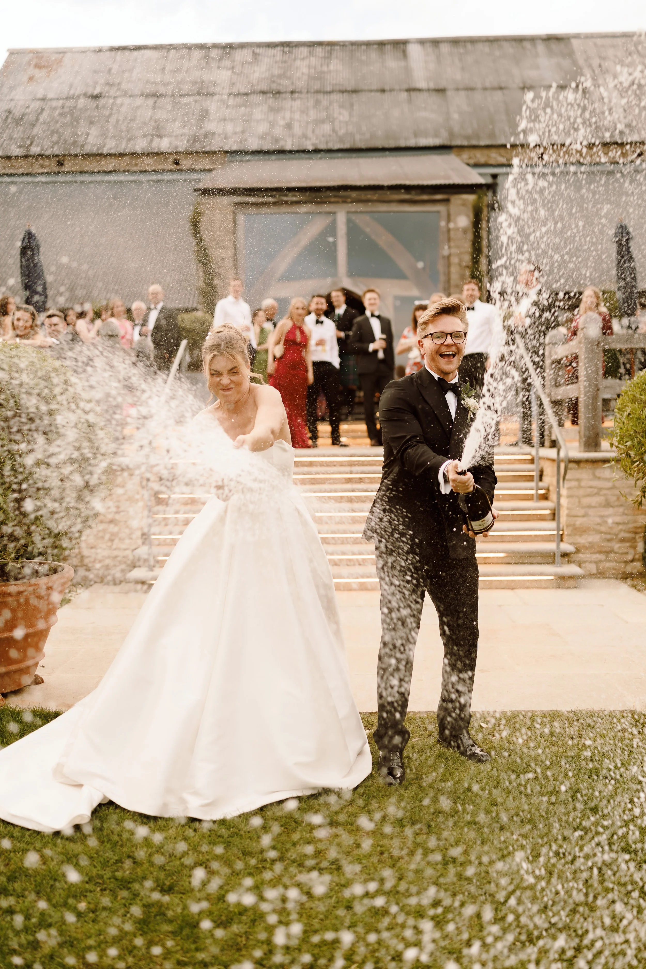 emily-and-tom-previews0076(small).jpg