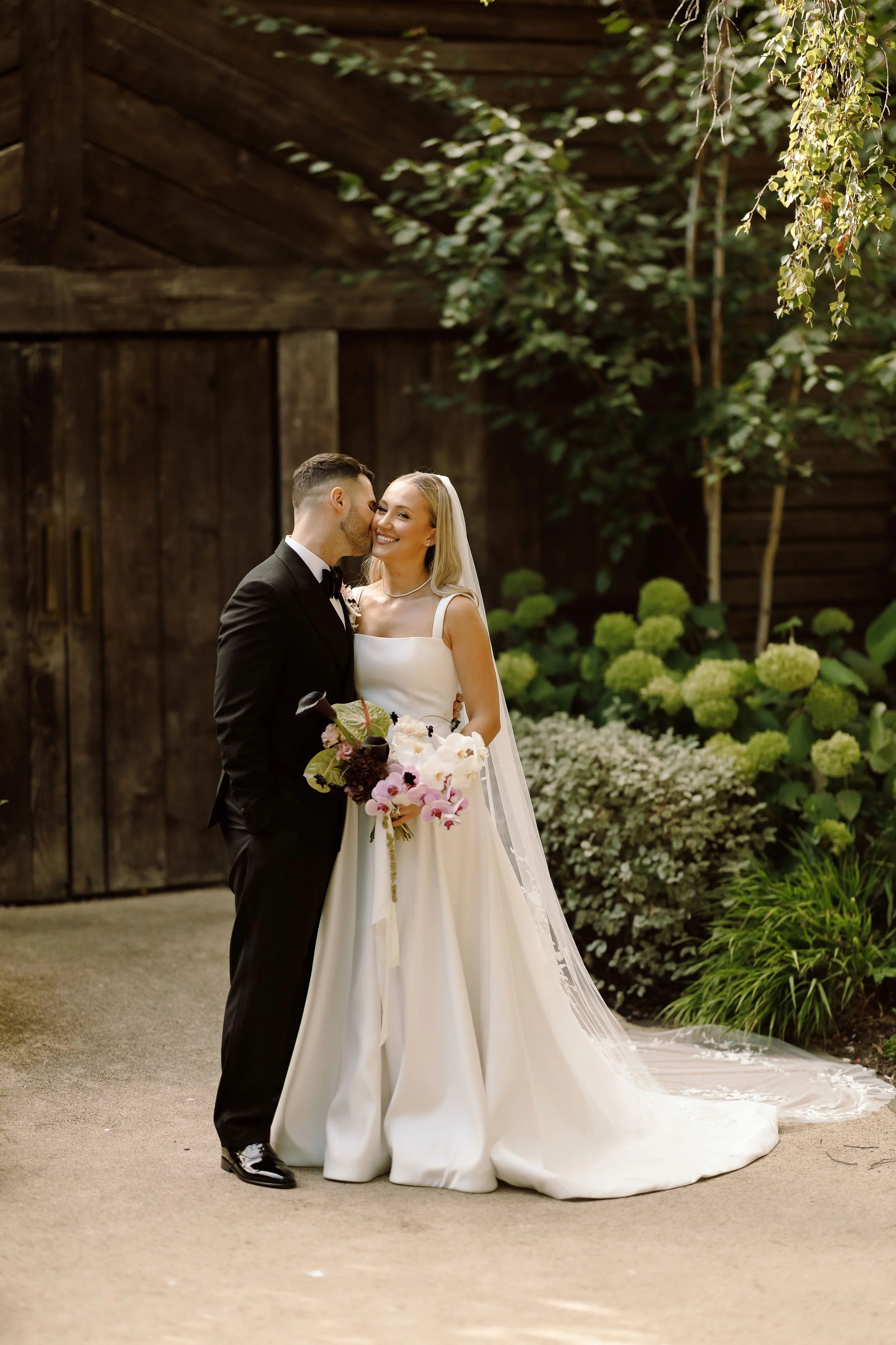 ellie-and-alex-previews0046(small).jpg