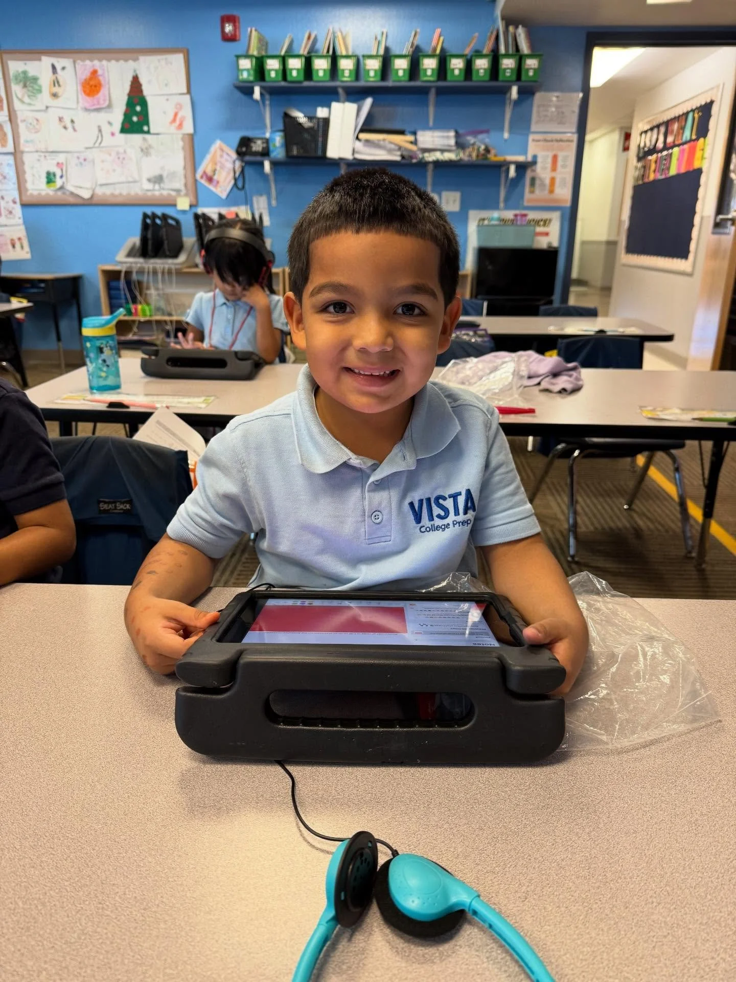 No School for Students today, Monday, January 5th due to a Staff Development Day. See you all tomorrow, Tuesday, January 6th. 

&mdash;&mdash;&mdash;&mdash;&mdash;&mdash;&mdash;&mdash;&mdash;&mdash;

Recordatorio: hoy no hay clases para los estudiant