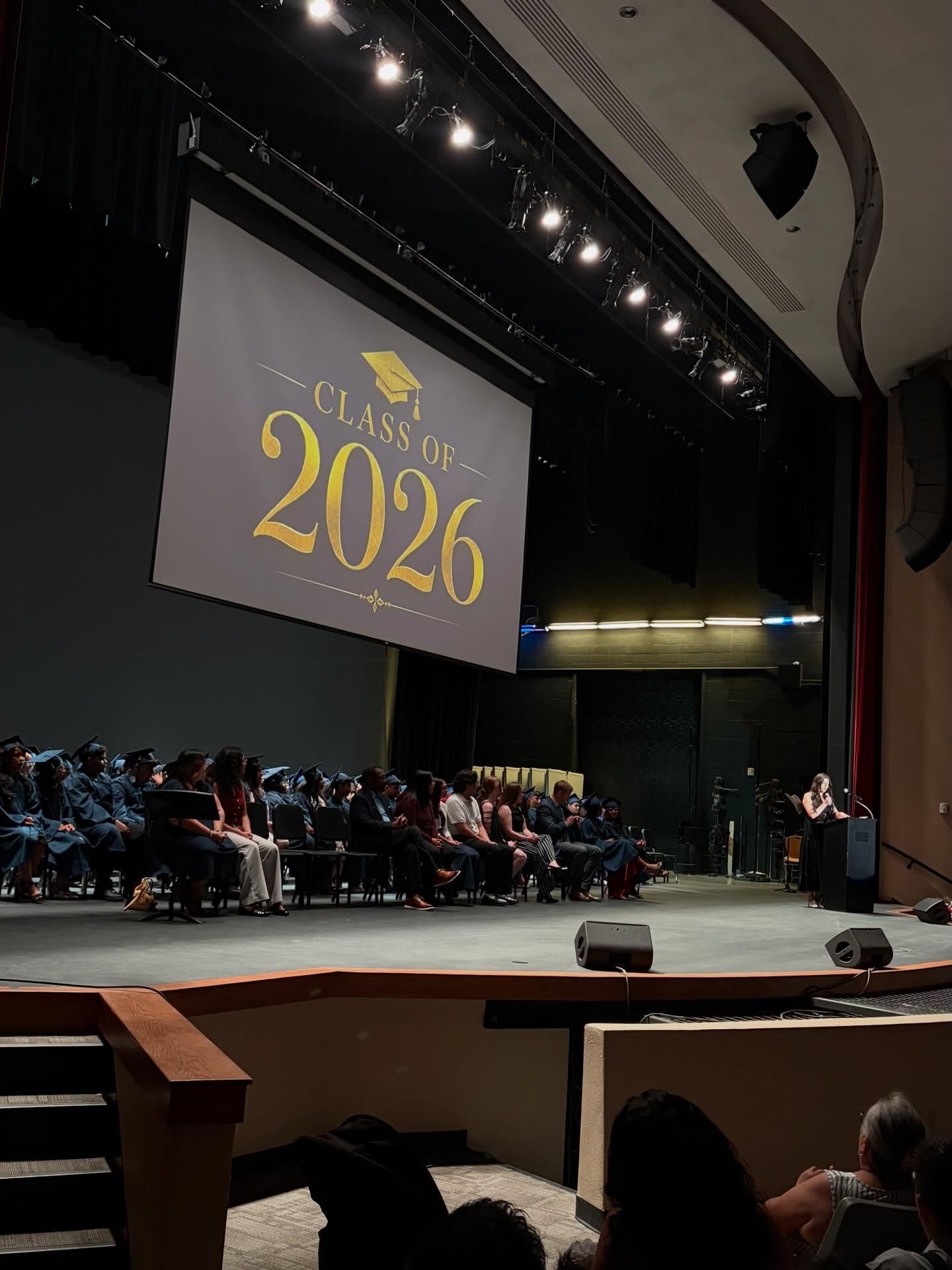 Oh the places you&rsquo;ll go! Congratulations to the Class of 2026! Dream bigger. Aim higher. Go further. 💙

#VistaCollegePrep #Sue&ntilde;oPark