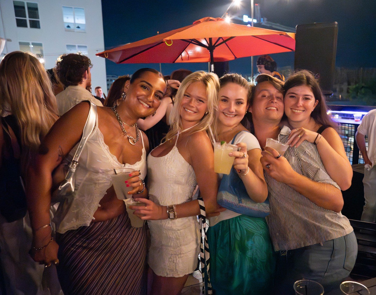 🎆 Remember to check out our different ticket options for the 4th of July!
It&rsquo;s a celebration at Harry&rsquo;s Rooftop&mdash;whether you&rsquo;re grabbing a dinner reservation or locking in a prime rooftop seat, we&rsquo;ve got the perfect spot