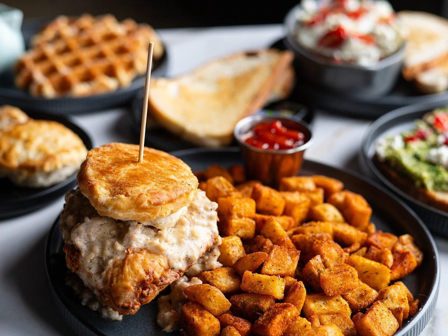 Brunch done right. 🍳🥂

&ldquo;The food was amazing. We had the chicken and waffles, beef empanadas, and the burger. The service was great and overall we enjoyed ourselves for date night.&rdquo;

&mdash; OpenTable Review

Join us for brunch at Harry