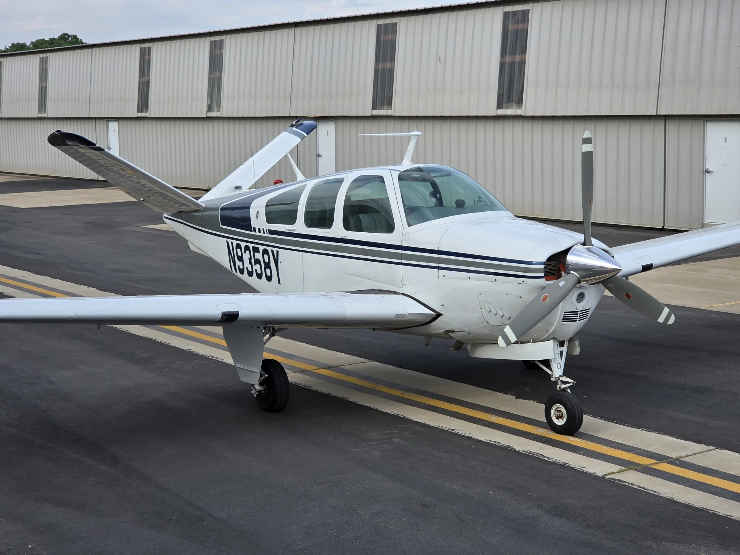 1960 Beech M35 Bonanza