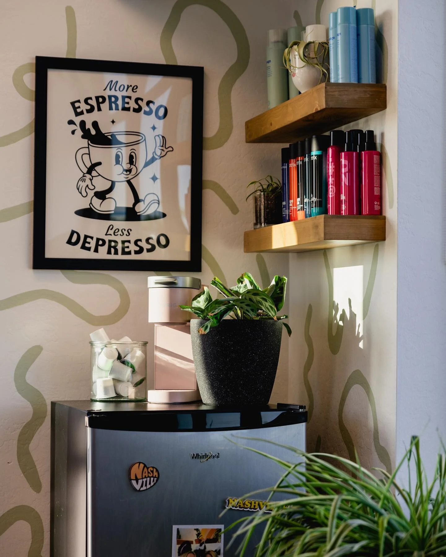 more espresso less depresso @hairrevivalaz ☕️

.

.
#azphotographer #arizona #scottsdale #azsmallbiz #businessphotography #hairsalon #azhairsalon #azstylist
