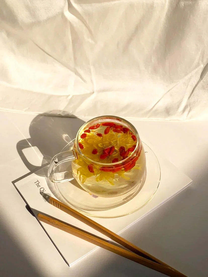 Stewed apples, we're chinese now, los bosworth baby, aubrey plaza pregnancy