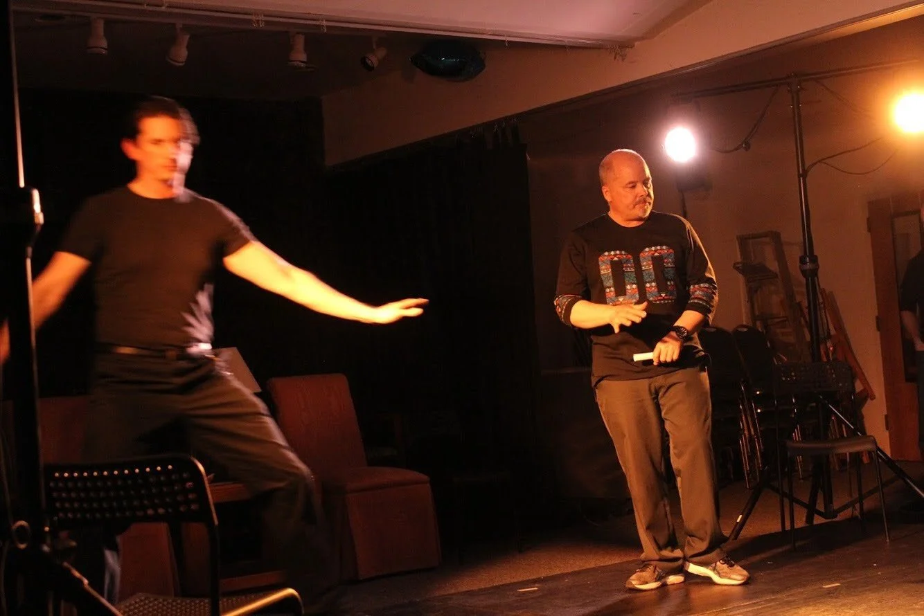 Show in the round