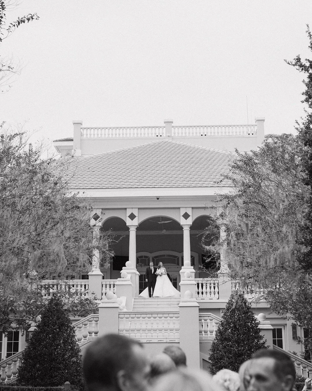 Madison &amp; Matt&rsquo;s ceremony 🕊️

I&rsquo;ve never seen a groom light up the way Matt did when he saw Madison at the top of the golden Ocala staircase. It was the sweetest reaction and the sweetest day 🤍

#weddingceremony #groomreaction #wedd
