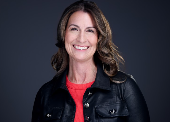 Professional headshot example by Tucson photographer Carlos Chavez