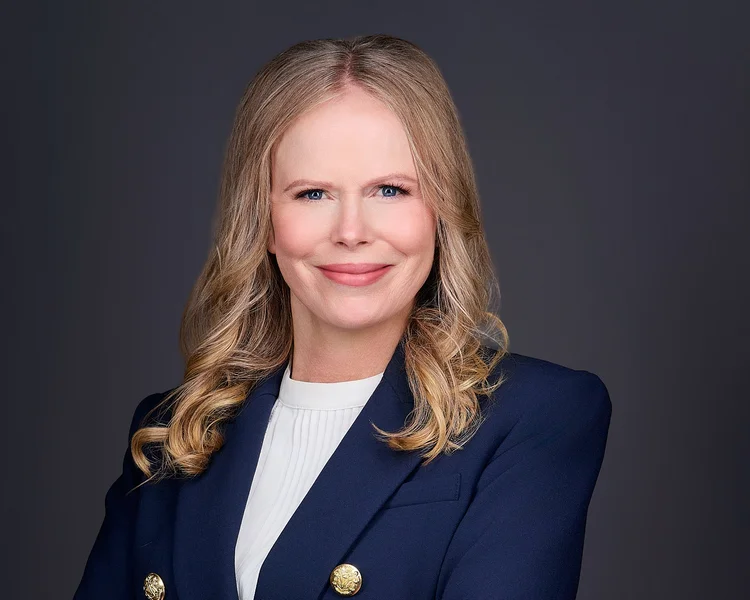 Professional headshot of a woman executive in Tucson Arizona
