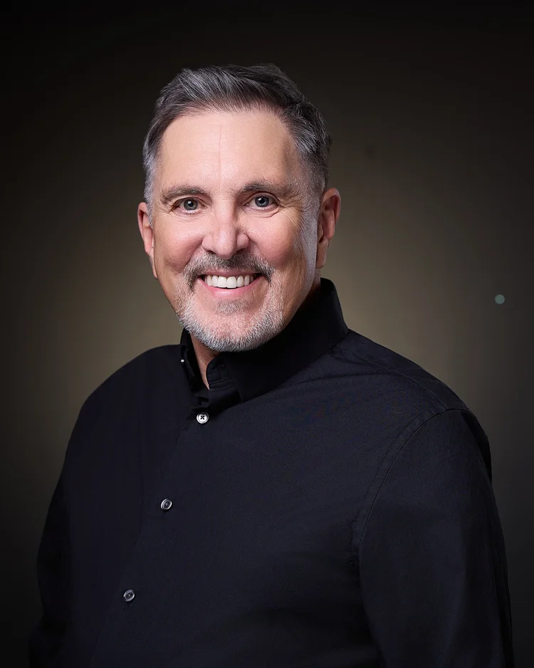 Executive headshot for C-suite professional in Tucson Arizona