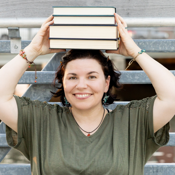 Photo of Heather Davis