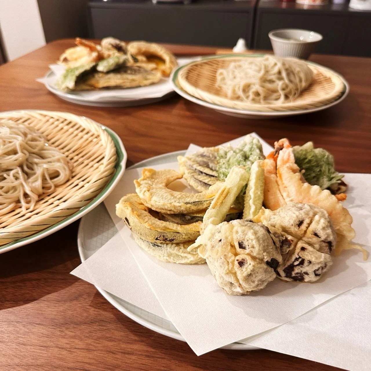 Zara-soba with tempura plater