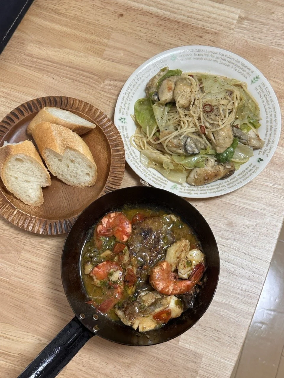 Seafood ajillo, oysters and iceberg letucce spaghetti