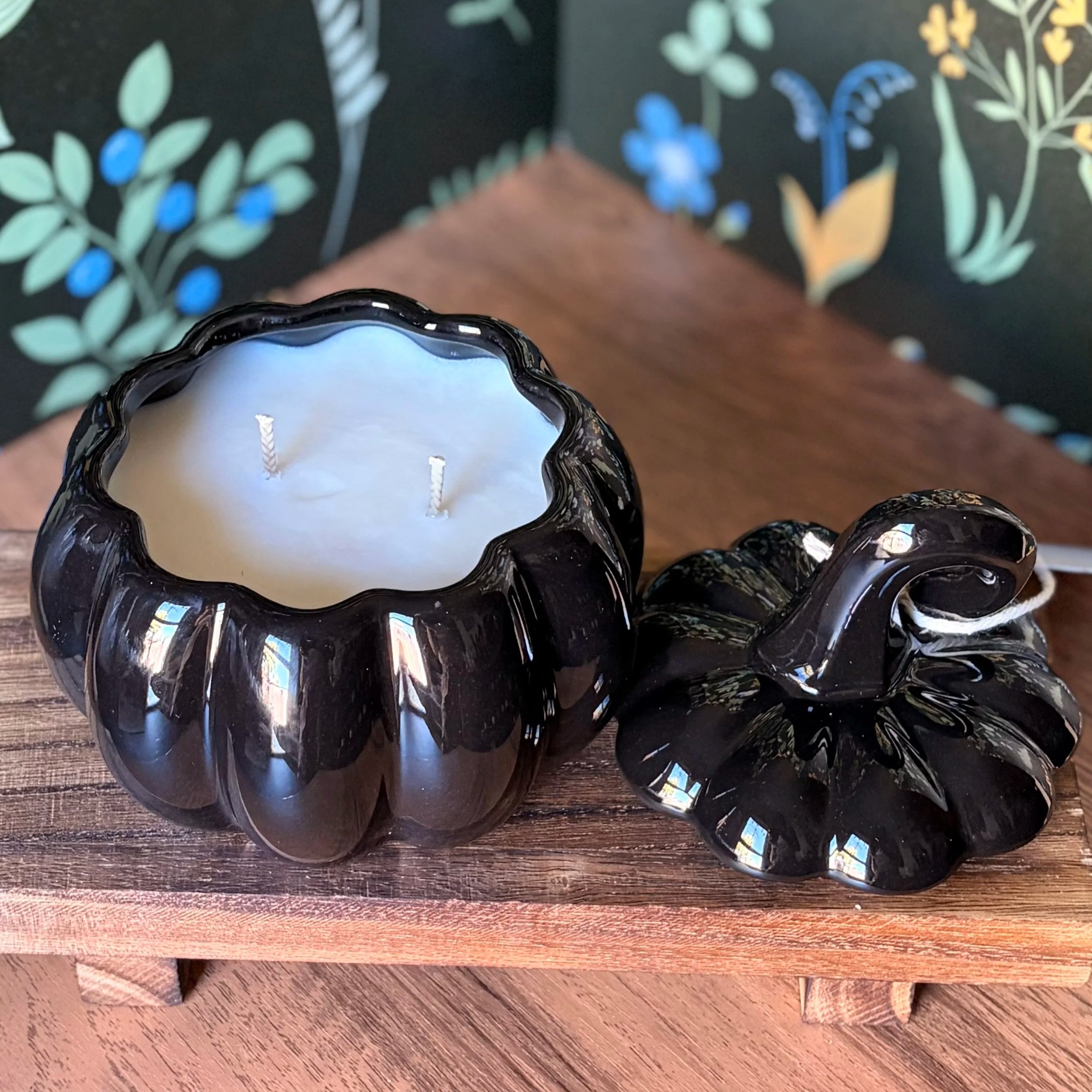 black+pumpkin+open+2.jpg