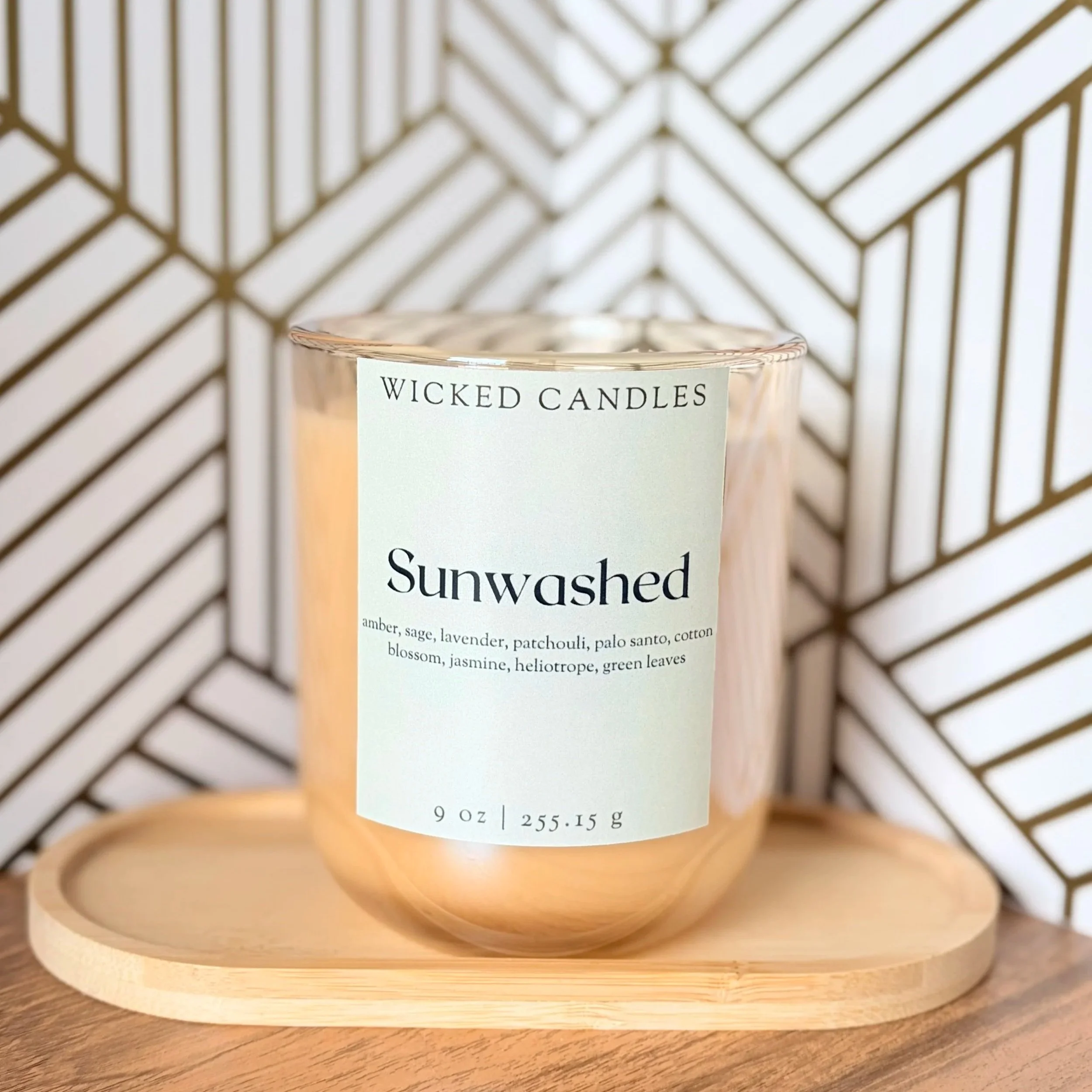 fresh clean linen scented soy wax candle