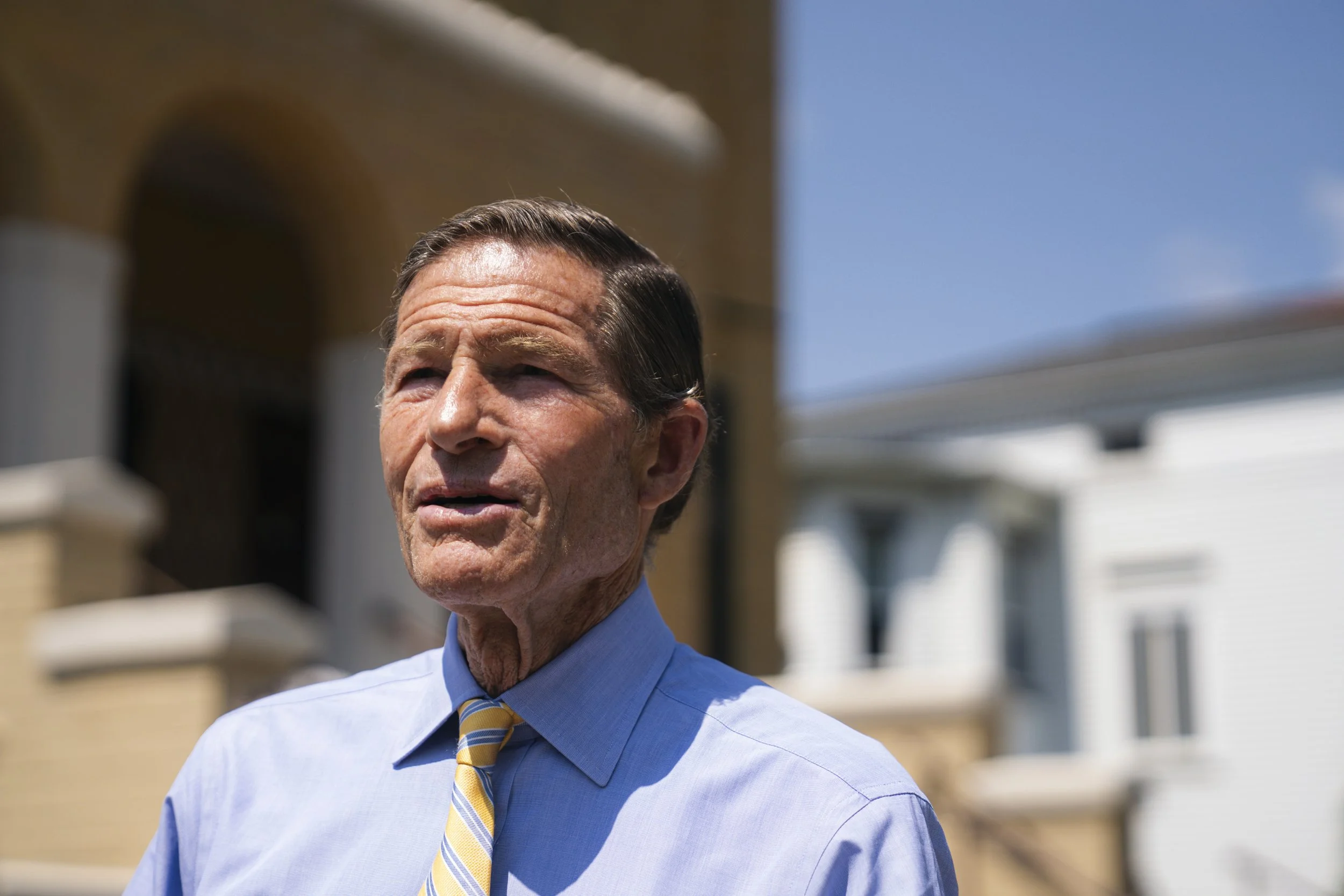Blumenthal-0812-JL-003.jpg