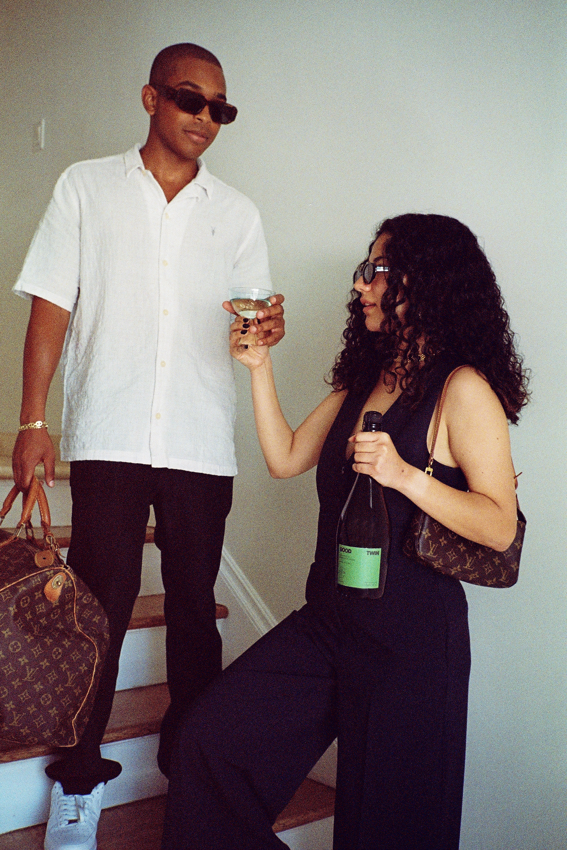 Bradon:Krudet:Onstairs:WithLouisBags.png