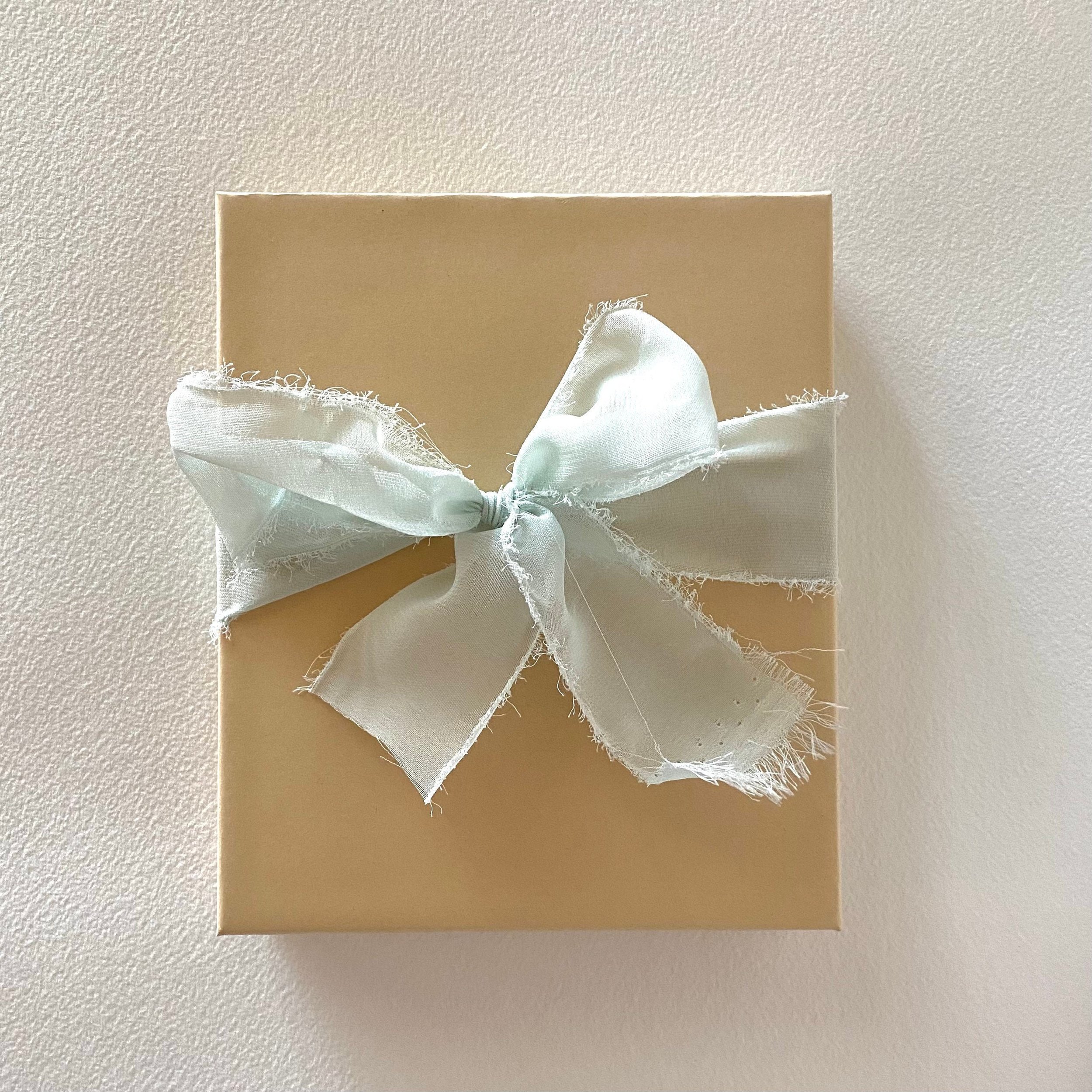 https://i.etsystatic.com/12893437/r/il/51bd92/3672111742/il_fullxfull.3672111742_1ocu.jpg