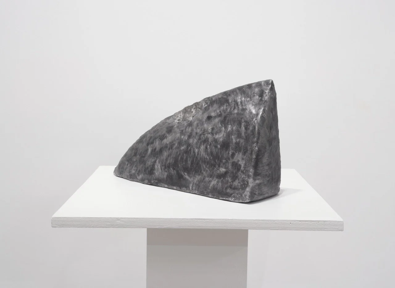 V型丘模型〉Maquette for V Mound, 1978