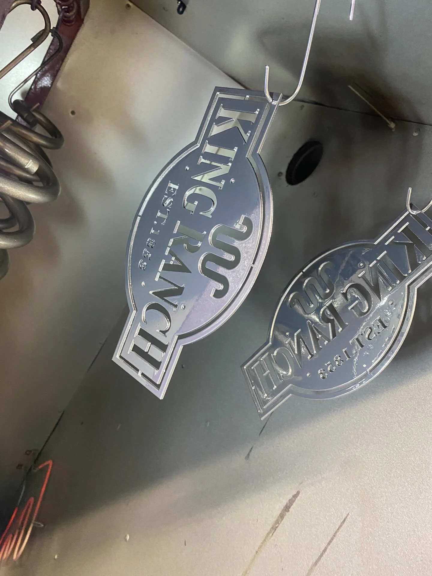 From raw to refined 🔥

Custom pieces coated in chrome &amp; Ford Adobe &mdash; clean contrast with a subtle metallic finish that hits just right.

Attention to detail at every step, from prep to final coat.

Which combo are you picking &mdash; chrom