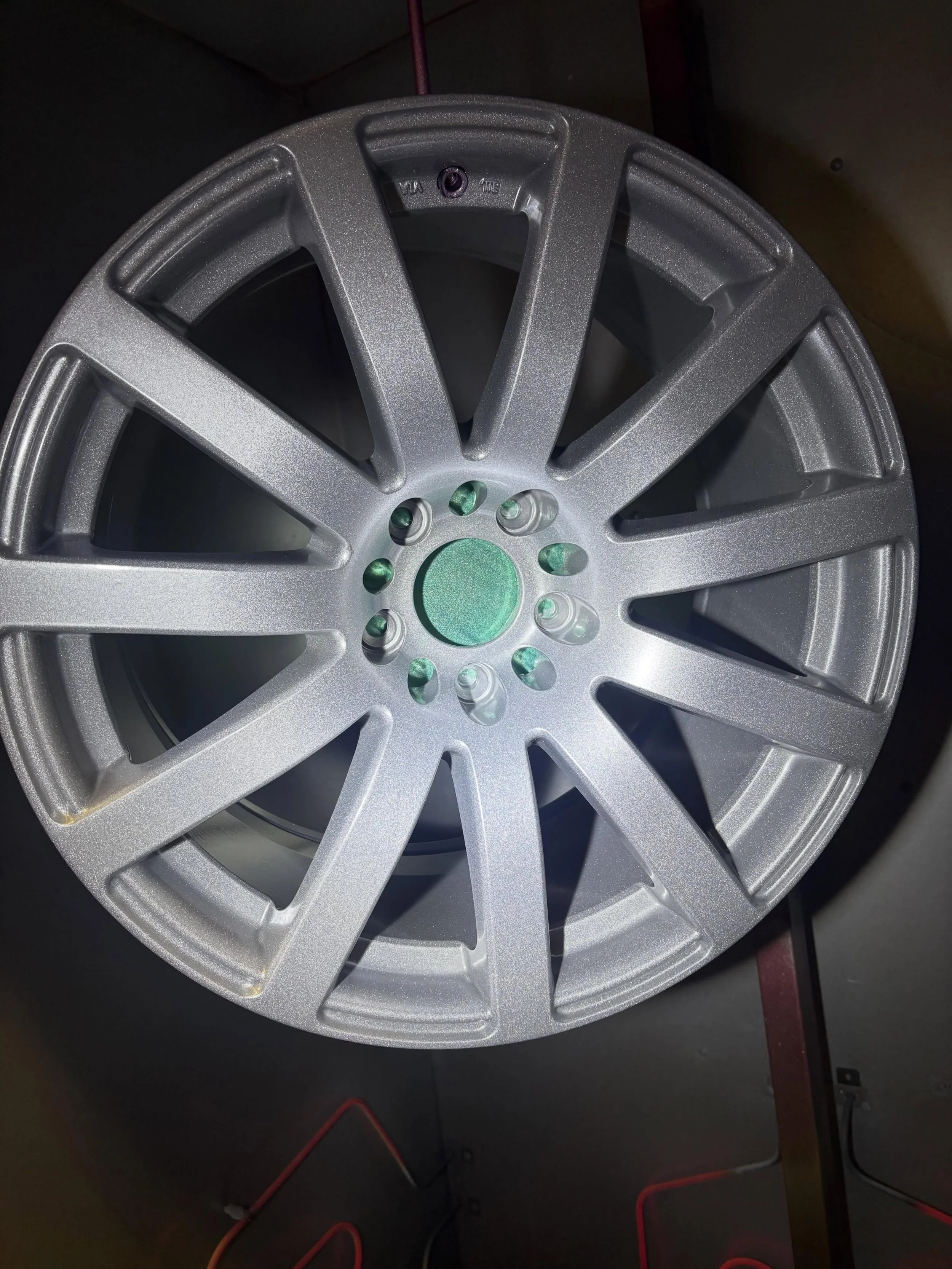 Clean never goes out of style 🔥

Fresh set finished in Alien Silver &mdash; bright metallic finish with just the right amount of sparkle.

Simple, timeless, and ready to completely change the look of the car.

Would you pick silver over black wheels