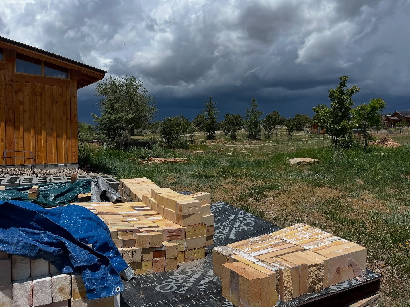 Beautiful skies and transitions these days. Life is currently comprised in large part of churning out cups for a commission. Trying not to rush the time, but I&rsquo;m excited about this summer of two kiln builds! Grateful 🤍

#coloradopotter #cerami