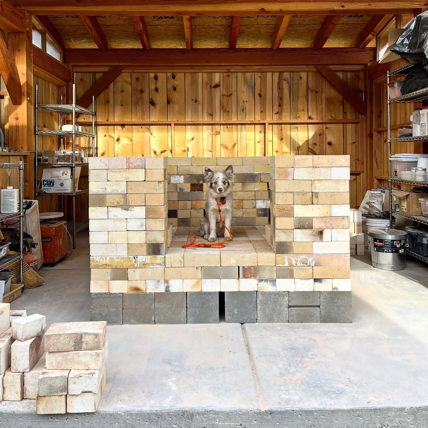 My friend and mentor @janetleverwood is finally getting her very own soda kiln! So much excitement about the opportunities and curiosity it brings 🤲