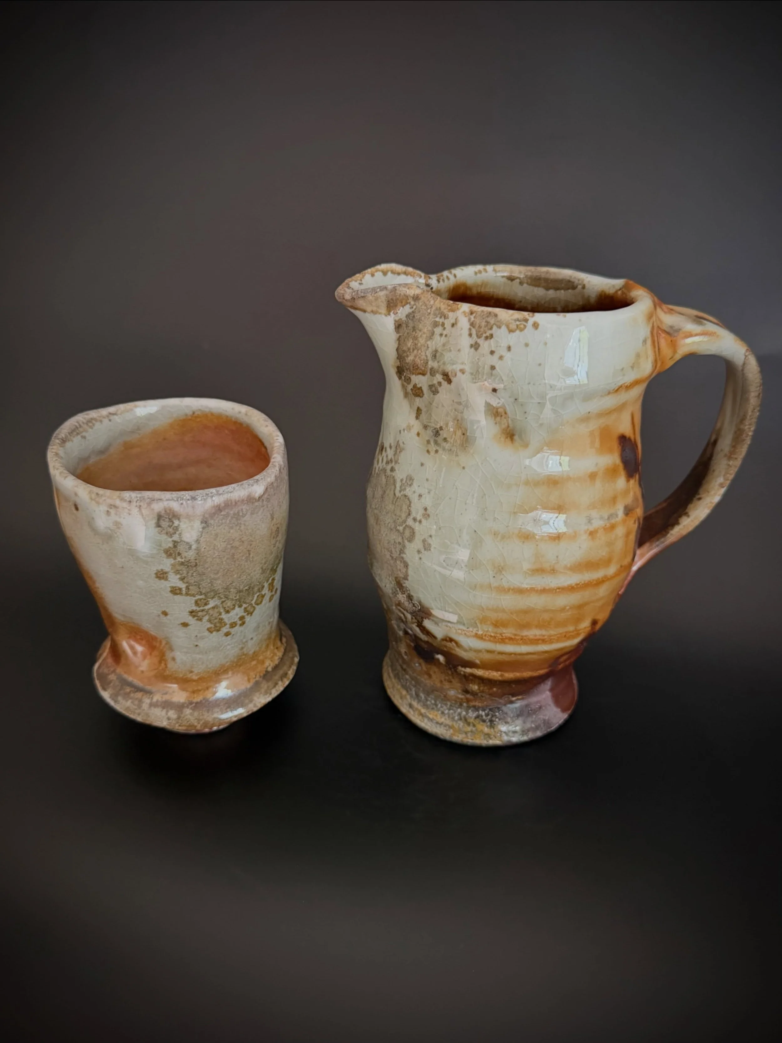 Taking some time to reflect on the tangible takeaways from the anagama firing with @johndixstudio. Here are a couple pots that I quite like!

#woodfire #woodfiredceramics #ceramics #womenwhowoodfire