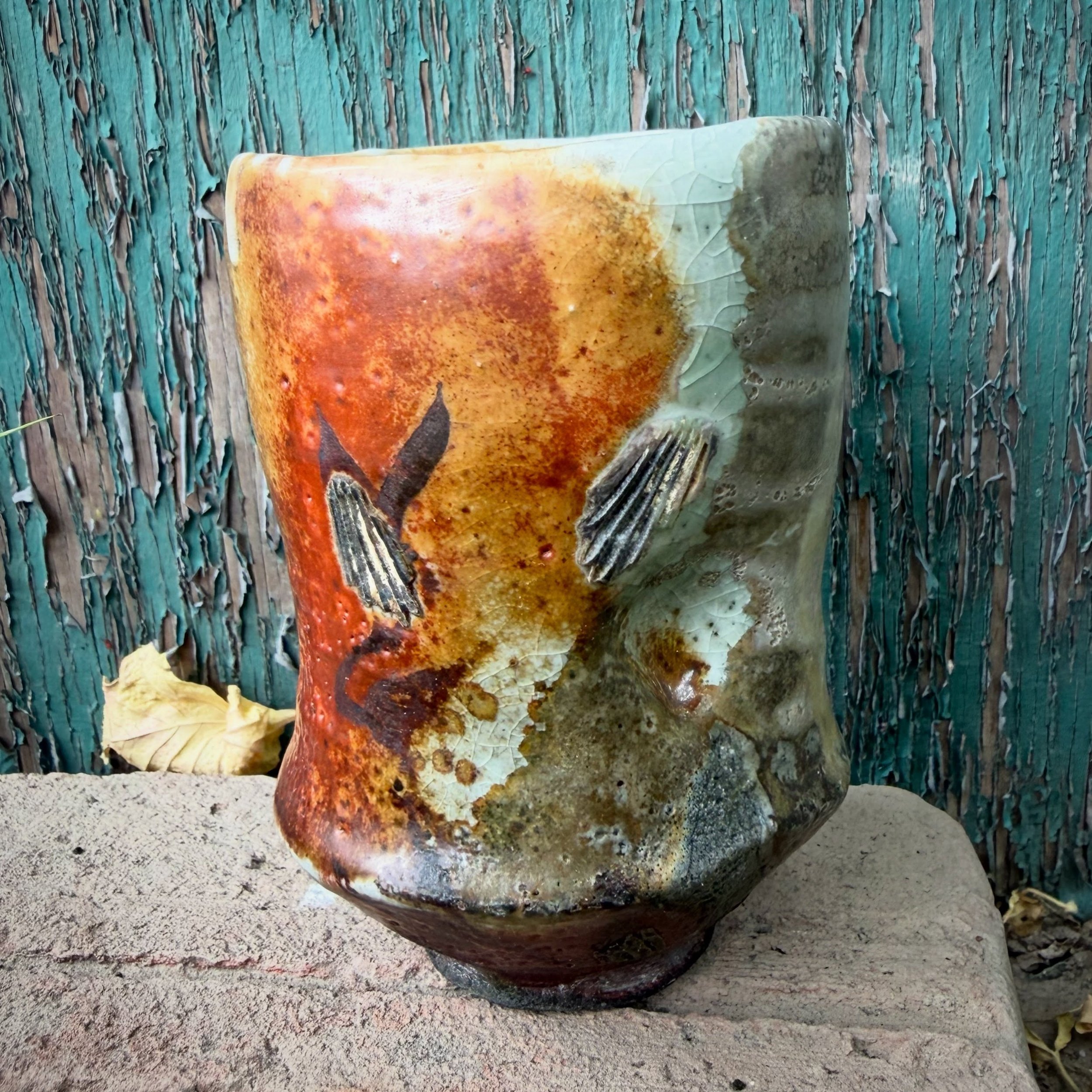 Another blossom cup out of the anagama. Finding little bits of joy and beauty in the cleaning process ❤️&zwj;🔥

#ceramics #woodfiredpottery #womeninwoodfire #ouraycreative #coloradopotter