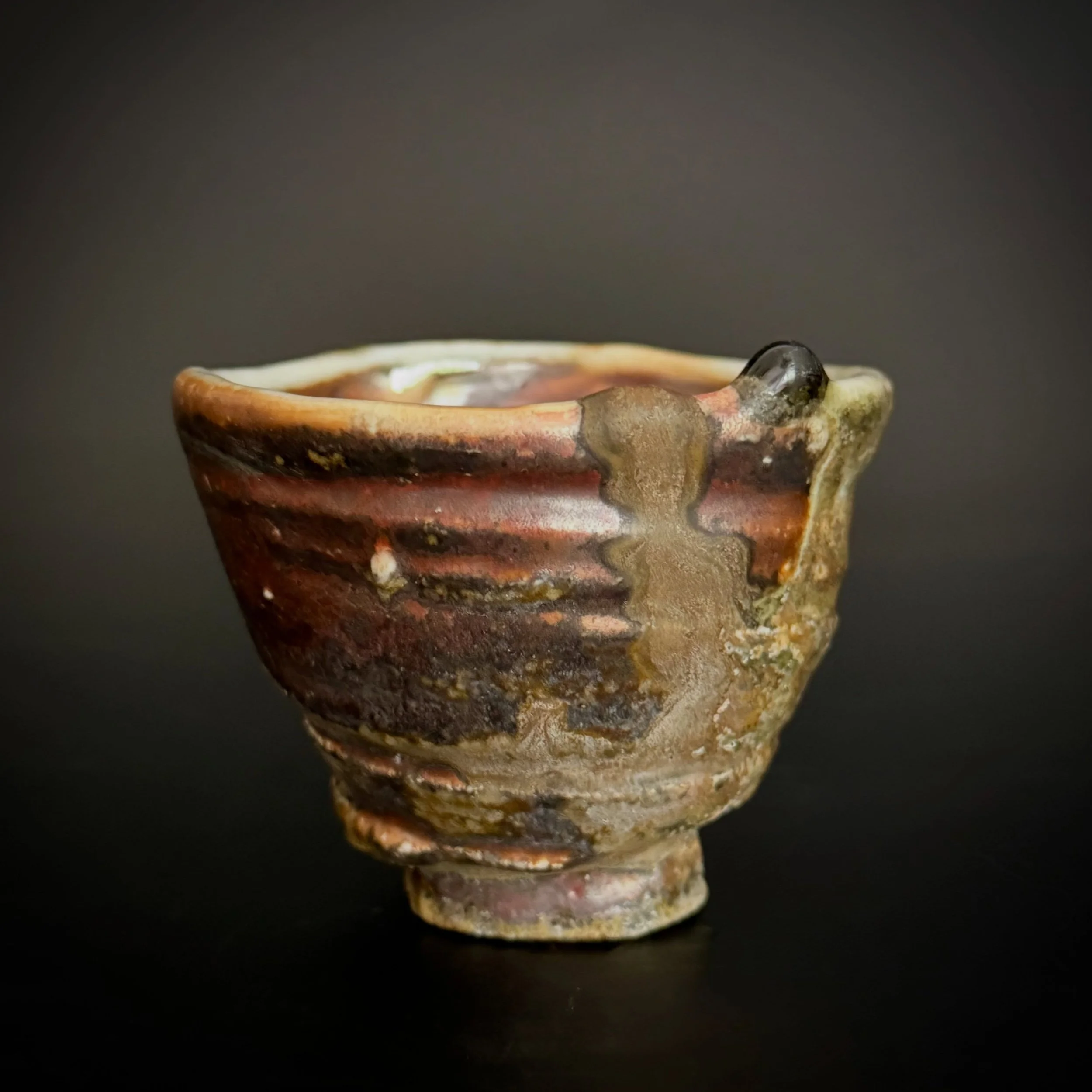 &lsquo;Sake&rsquo; is one of the first kanji I learned to recognize (after &lsquo;tea&rsquo; and &lsquo;kiln&rsquo; of course). I&rsquo;m not a big drinker at all, but these sake cup forms were a playful challenge. Out of 6 or 7 in the kiln, one mana