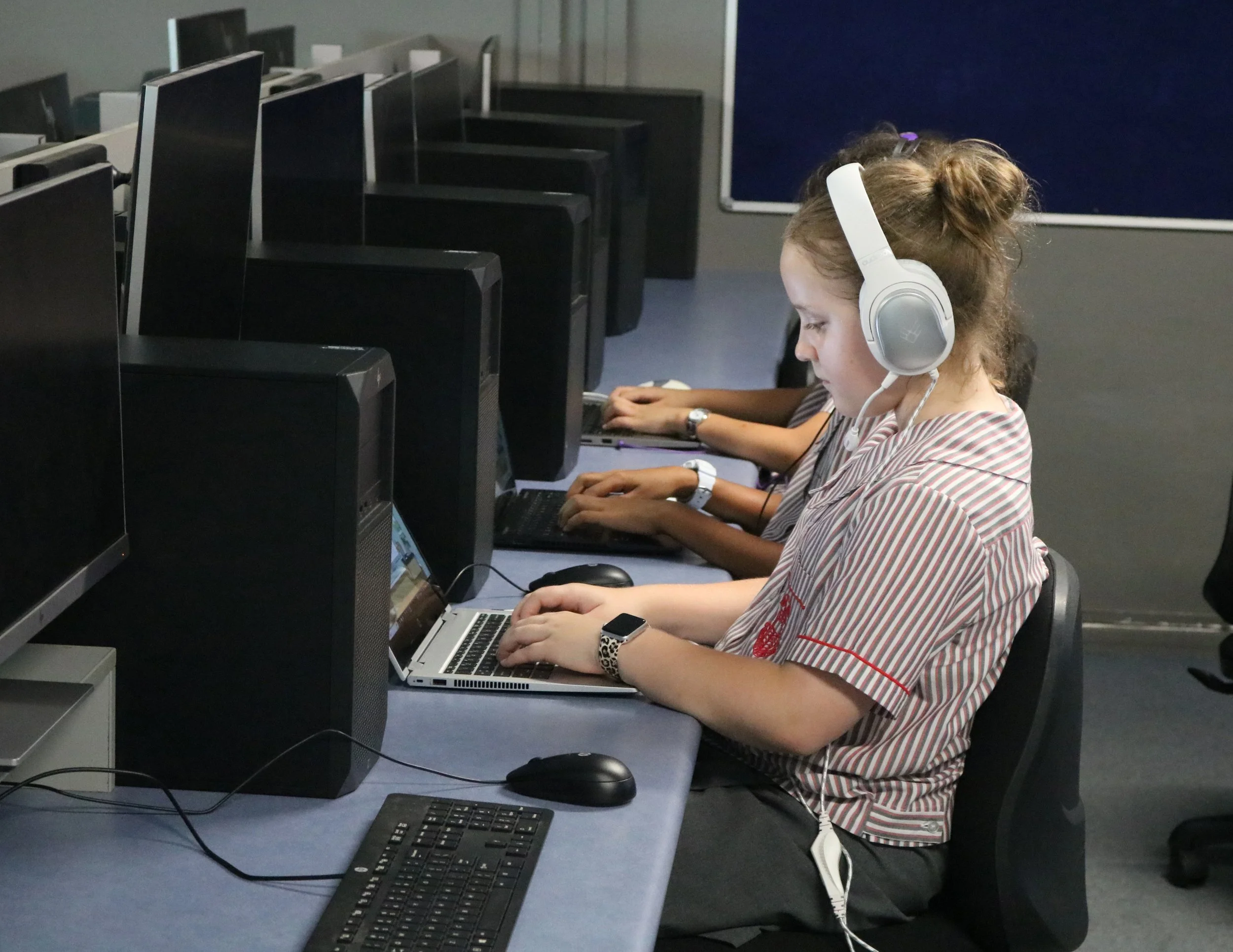 iType4school - Early intervention primary school touch typing program