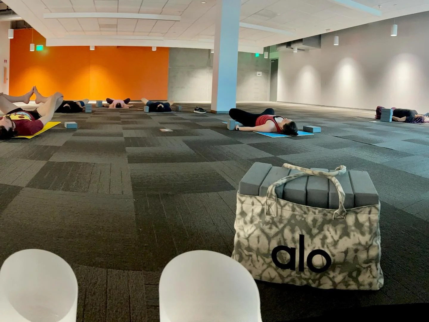 I love using yoga props in my classes to make poses more accessible and to allow individuals to explore deeper stretches. 🫶🏻