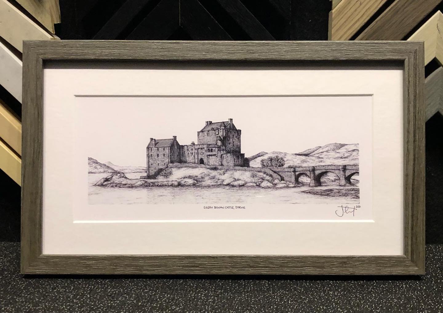 Eilean Donan Castle in the western highlands of Scotland. Recently framed and ready for its forever hanging spot. 

#alburypictureframers #alburyframing #alburyframer #alburywodonga