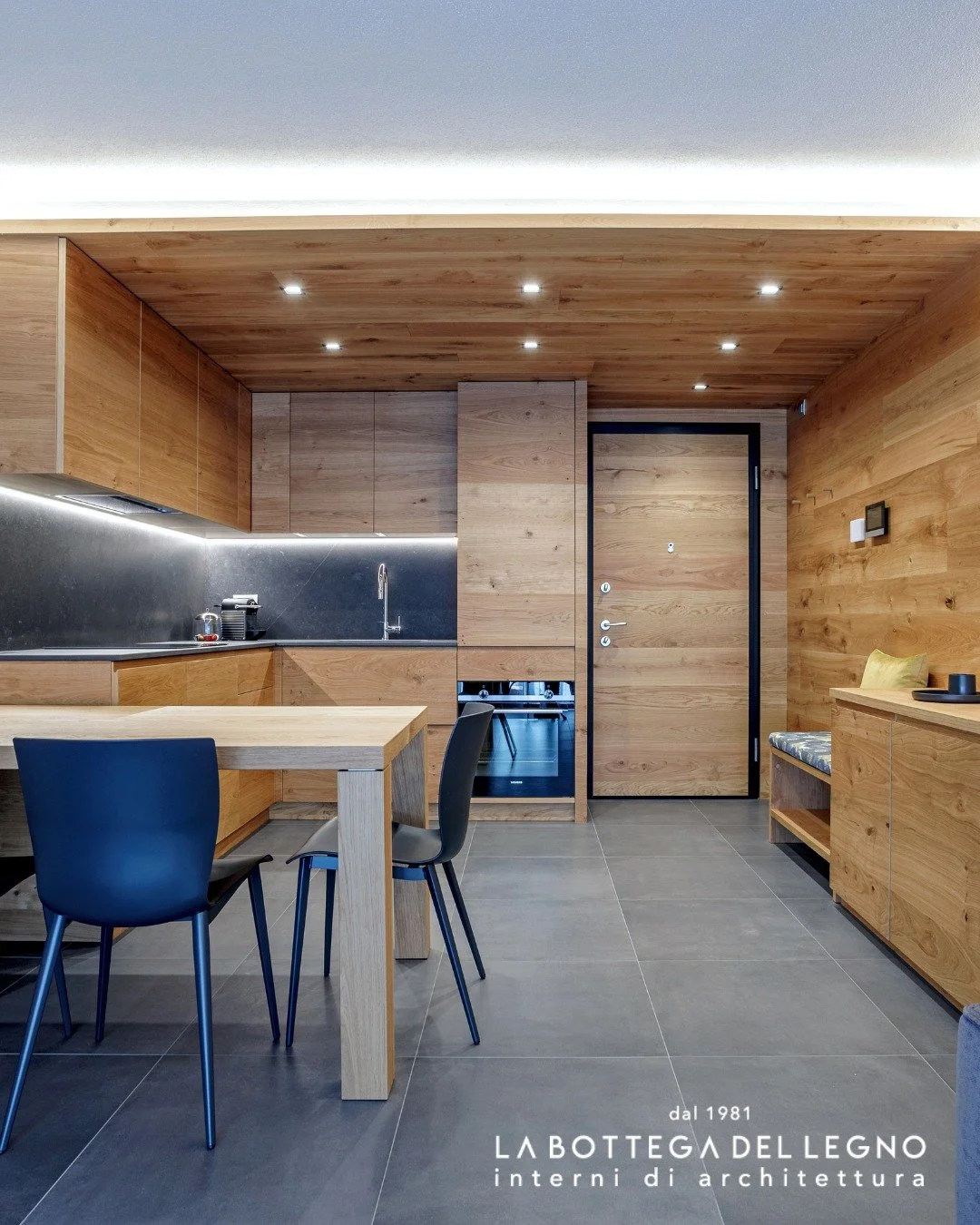 .
𝑬𝒔𝒔𝒆𝒏𝒛𝒂 𝒊𝒏 𝒄𝒐𝒏𝒕𝒊𝒏𝒖𝒊𝒕𝒂̀

Spazi essenziali, dettagli curati e un equilibrio che rende l&rsquo;ambiente naturale e accogliente. 

Progetto: @la_bottegadellegno 

#labottegadellegno #internidiarchitettura 
#arredamentosumisura #valdi