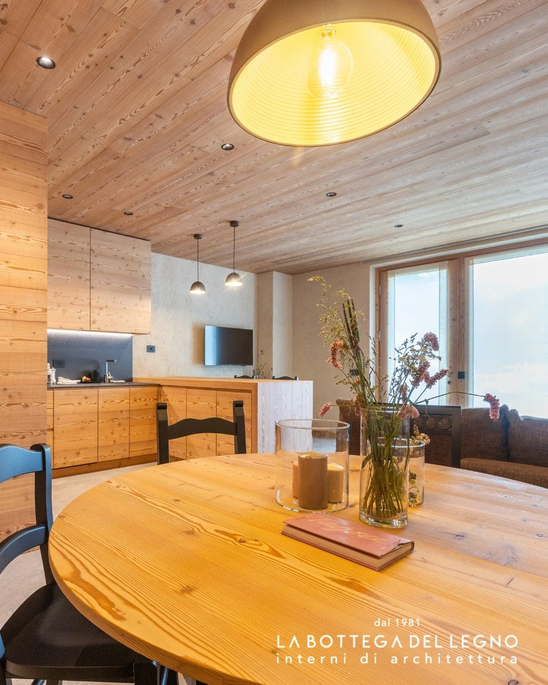 .
𝑼𝒏 𝒂𝒖𝒈𝒖𝒓𝒊𝒐 𝒔𝒊𝒏𝒄𝒆𝒓𝒐

𝐵𝑢𝑜𝑛𝑎 𝑃𝑎𝑠𝑞𝑢𝑎!

Che sia un tempo lento, autentico,
da vivere accanto alle persone che contano davvero.

Progetto: @la_bottegadellegno 

#labottegadellegno #internidiarchitettura 
#arredamentosumisura #v